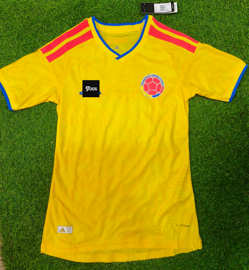 CAMISETA LOCAL SELECCIÓN COLOMBIA 26 VERSIÓN JUGADOR.
